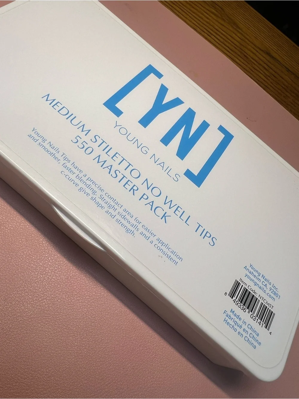Medium Stiletto No-Well Tips - White (550 Pack)